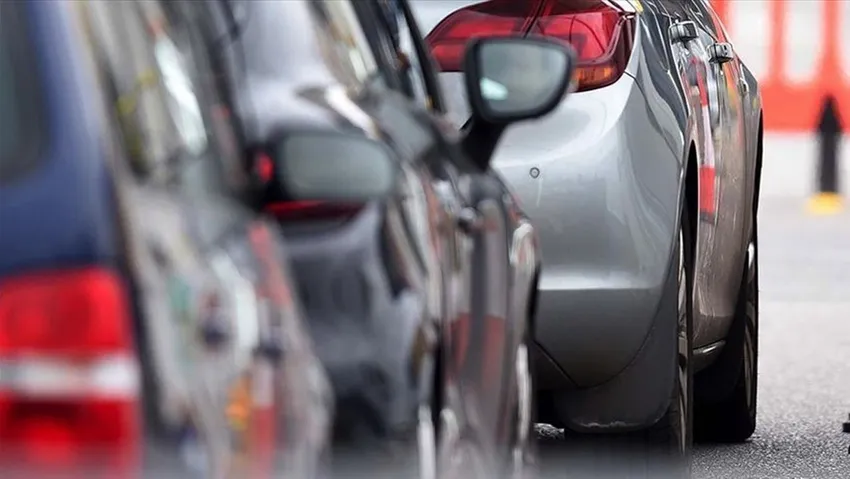 İkinci el otomobilde fiyatlar uçuşa geçti